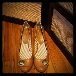 Women's Anne Klein Tan Heel Shoe